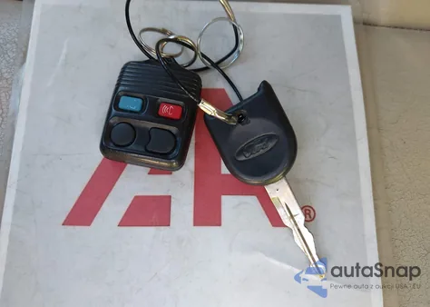 2007 Ford Explorer Eddie Bauer из США, поврежденный, VIN 1FMEU74E27UA72339